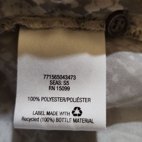 Woman Covington Essentials size 1X sheer snakeskin white gray print top - Picture 6 of 7